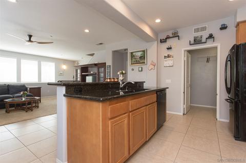 28 Via Montisi, Santee, CA 92071 photo 16