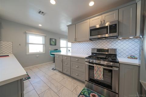 8444 El Paso St, La Mesa, CA 91942 photo 7