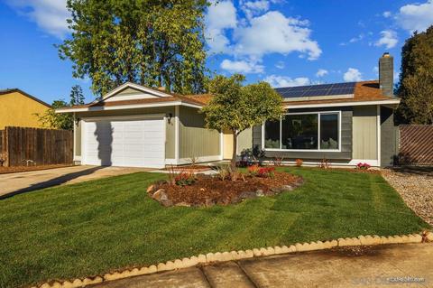 1056 Summer Ct, El Cajon, CA 92021 photo 2