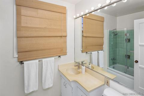 6308 Avenida Cresta, La Jolla, CA 92037 photo 32