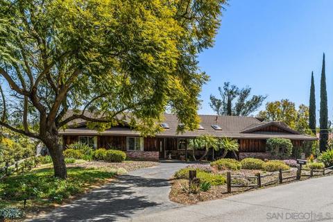 2465 Reill View Dr, Escondido, CA 92025 photo 1