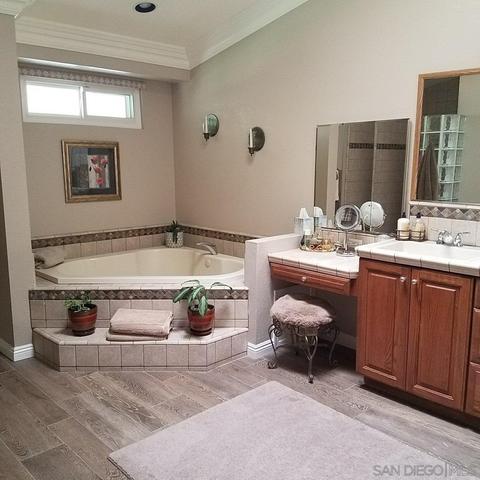 822 Chateau Pl, Escondido, CA 92029 photo 18