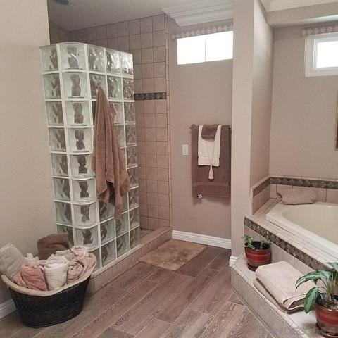822 Chateau Pl, Escondido, CA 92029 photo 13