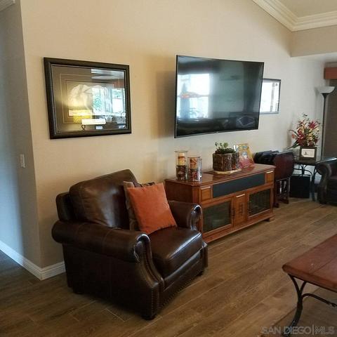 822 Chateau Pl, Escondido, CA 92029 photo 5