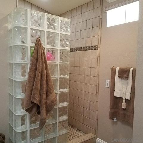822 Chateau Pl, Escondido, CA 92029 photo 14