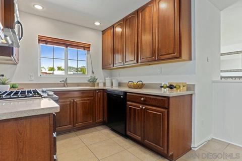 10129 Cedar Springs Dr, Santee, CA 92071 photo 9