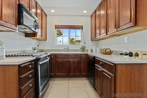10129 Cedar Springs Dr, Santee, CA 92071 photo 8