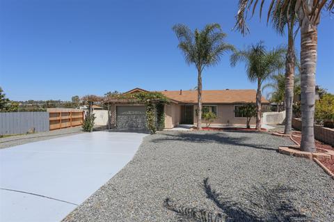 3051 Avenida De Lamar, Spring Valley, CA 91977 photo 2