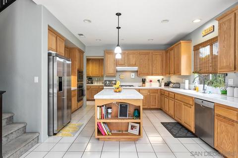 5563 Nanday Ct, Oceanside, CA 92057 photo 3