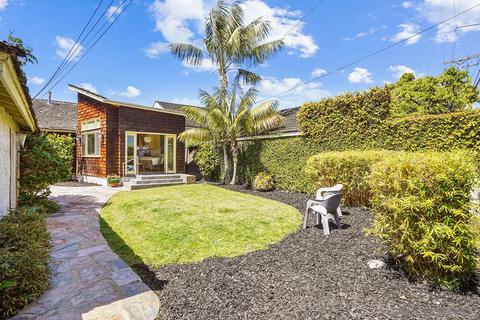 5651 Chelsea Ave, La Jolla, CA 92037 photo 22