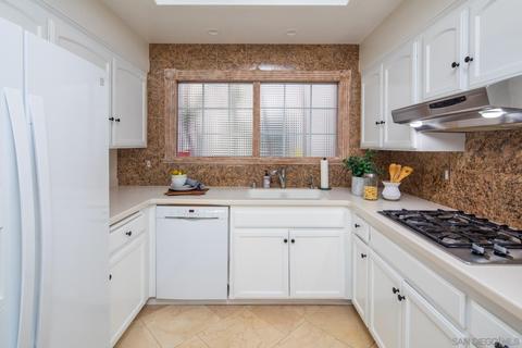 938 D Ave #A, Coronado, CA 92118 photo 19
