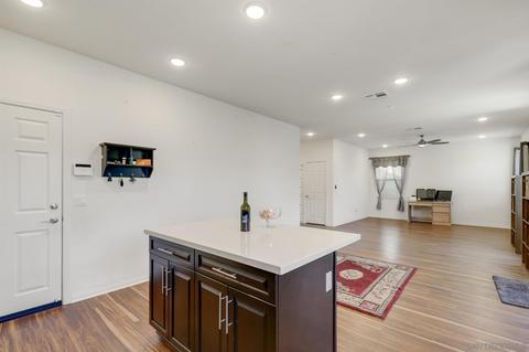 8641 Camden Dr, Santee, CA 92071 photo 7