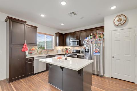 8641 Camden Dr, Santee, CA 92071 photo 8