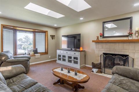 7953 Woodpecker Way, Santee, CA 92071 photo 3