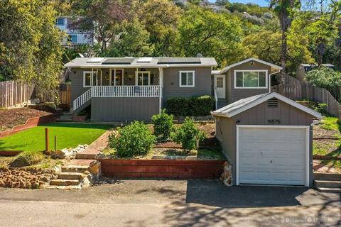 15575 Oakvale Rd, Escondido, CA 92027 photo 1