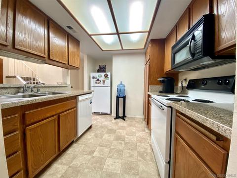 4110 Alabar Way, Oceanside, CA 92056 photo 8