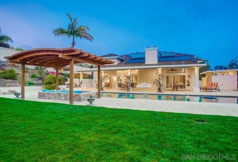 1088 Olive Crest Dr, Encinitas, CA 92024 photo 2