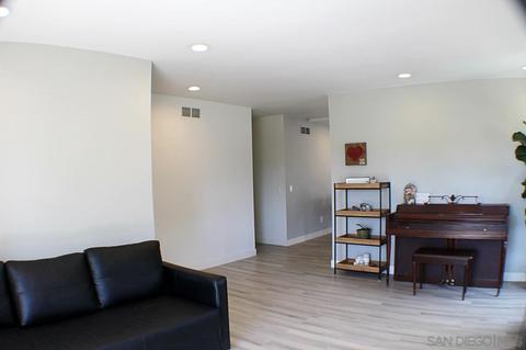 14570 Mirando St, Poway, CA 92064 photo 8