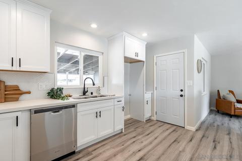 8116 Darryl St, Lemon Grove, CA 91945 photo 9