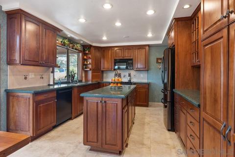 17576 Saint Andrews Dr, Poway, CA 92064 photo 8