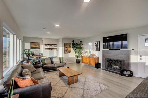 4360 Summit Dr, La Mesa, CA 91941 photo 4