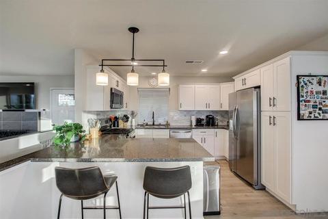 4360 Summit Dr, La Mesa, CA 91941 photo 8