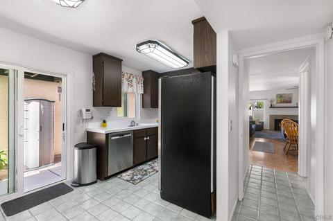 10366 Rochelle Ave, Santee, CA 92071 photo 6