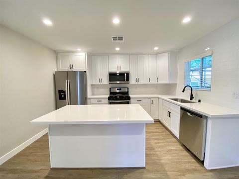 5243 E Falls View Dr, San Diego, CA 92115 photo 8