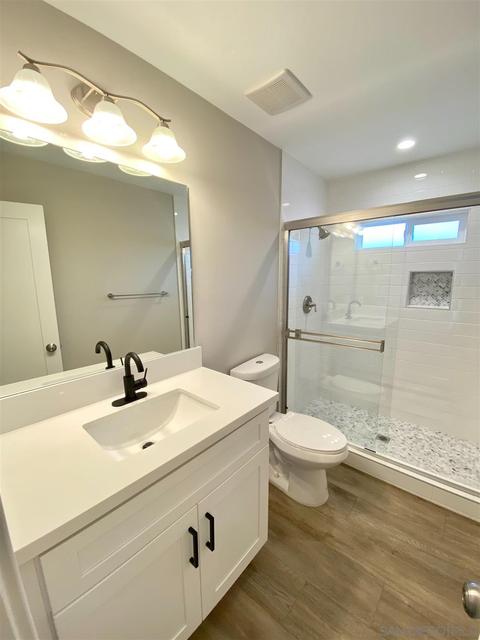 5243 E Falls View Dr, San Diego, CA 92115 photo 9