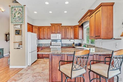 11217 Oak Creek Dr, Lakeside, CA 92040 photo 6