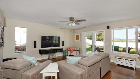 388 Compass Rd, Oceanside, CA 92054 photo 8