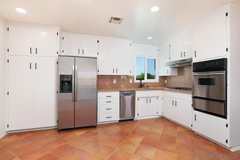 9575 E Heaney Cir, Santee, CA 92071 photo 19