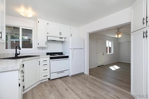 9575 E Heaney Cir, Santee, CA 92071 photo 31