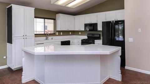 33092 Tulley Ranch Rd, Temecula, CA 92592 photo 5