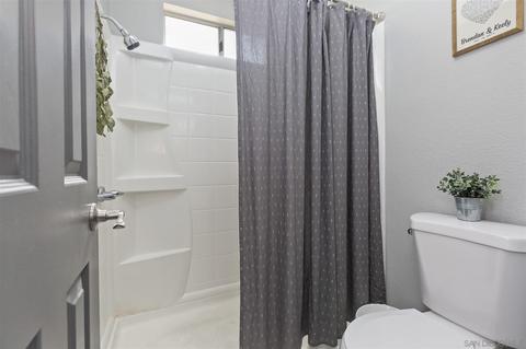1340 Palomar Pl #20, Vista, CA 92084 photo 24