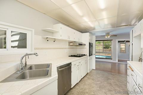 5965 Bob St, La Mesa, CA 91942 photo 7