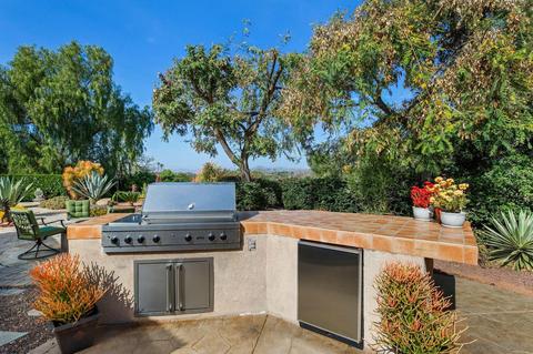 2074 Amparo Ct, Escondido, CA 92025 photo 49