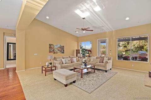 2074 Amparo Ct, Escondido, CA 92025 photo 21