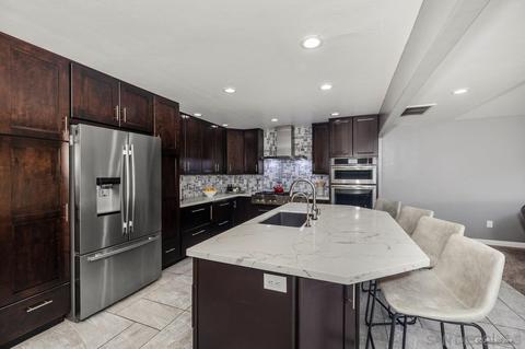 10127 W Glendon Cir, Santee, CA 92071 photo 3