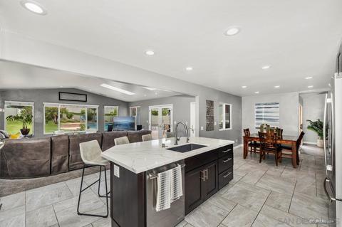 10127 W Glendon Cir, Santee, CA 92071 photo 5