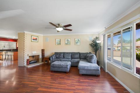 13239 Wanesta Dr, Poway, CA 92064 photo 2