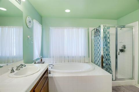 2128 Pointe Pkwy, Spring Valley, CA 91978 photo 20