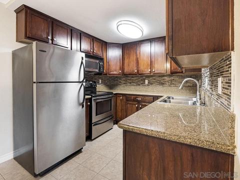 12745 Robison #10, Poway, CA 92064 photo 3
