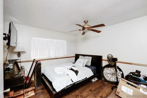 8594 Lake Bluffs Cir, Spring Valley, CA 91977 photo 12