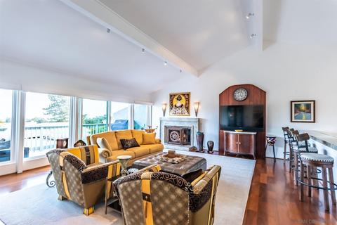 2081 Caminito Circulo Norte, La Jolla, CA 92037 photo 13