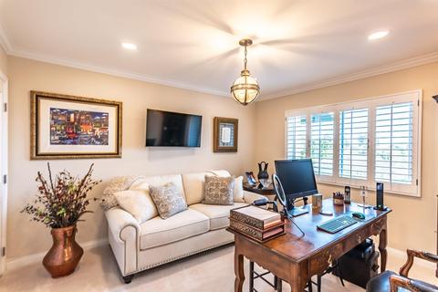 2081 Caminito Circulo Norte, La Jolla, CA 92037 photo 20
