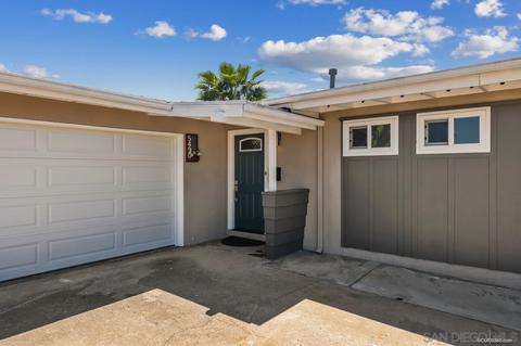 5490 Heidi St, La Mesa, CA 91942 photo 3