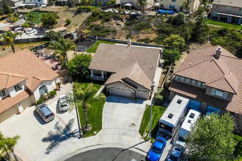 3819 Carnelian Ct, Perris, CA 92570 photo 2