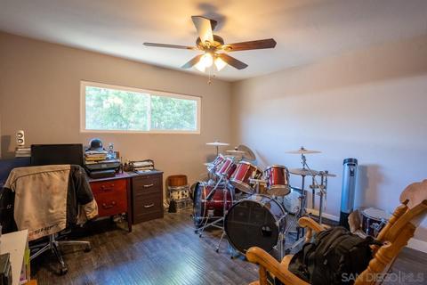 565 Wayne Ave, El Cajon, CA 92021 photo 25