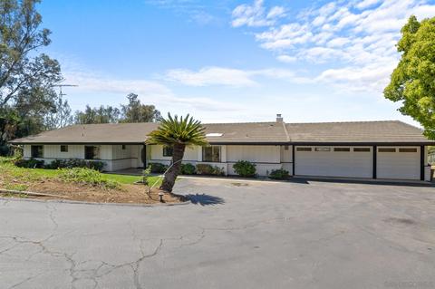 840 Cape Breton, Vista, CA 92084 photo 3